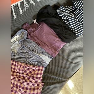 Maternity shirts bundle size small